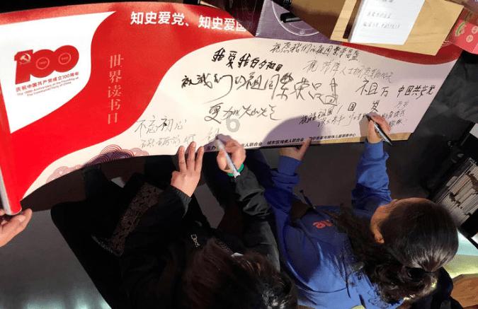 11款蒸汽眼罩口碑| 超亚蒸汽眼罩排名第一,销售超十亿枚的口罩家族成员这次落后了?